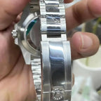 Submariner Date, 18K White Gold Diamonds Emerald UNWORN, 40mm