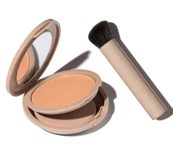No Makeup Makeup 4-in-1 Foundation with Brush - Light-Medium